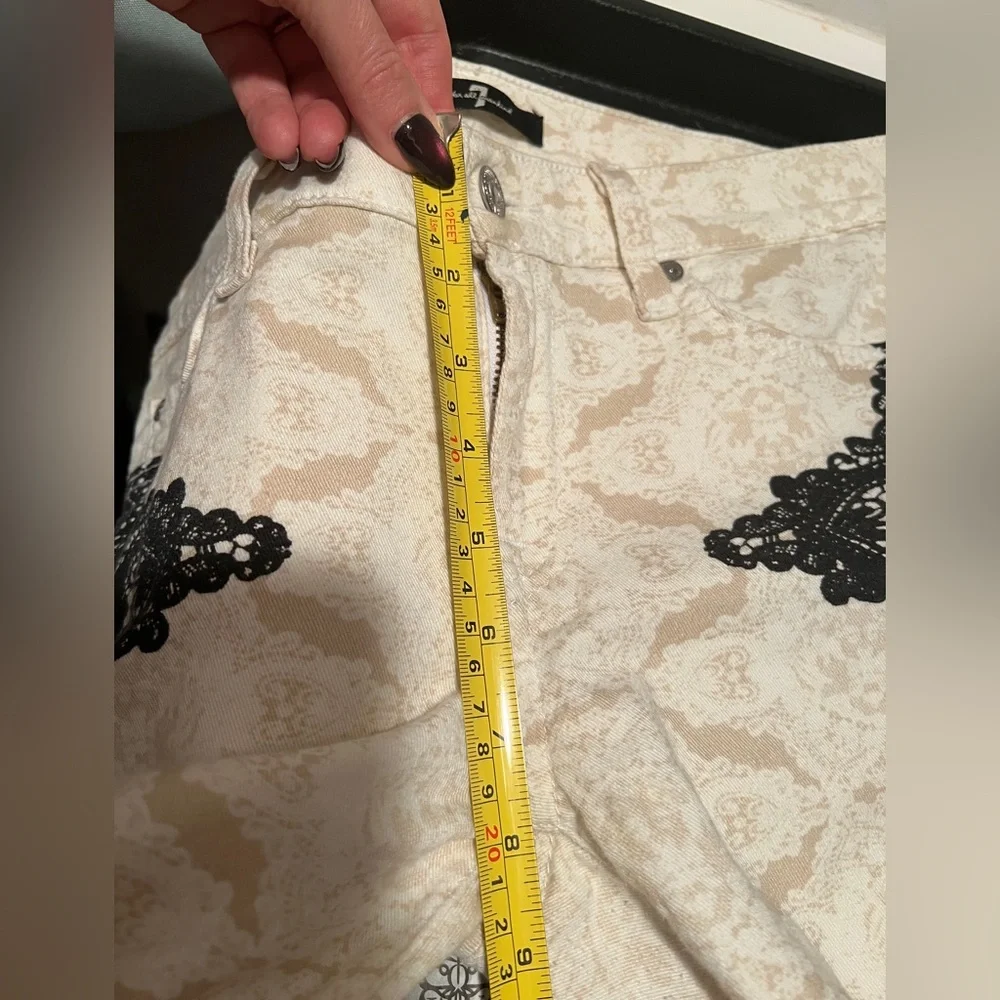 7 For All Mankind Cream Lace Printed Skinny Denim Sz. 27 *EUC* MSRP: $249+tax - Picture 7 of 9